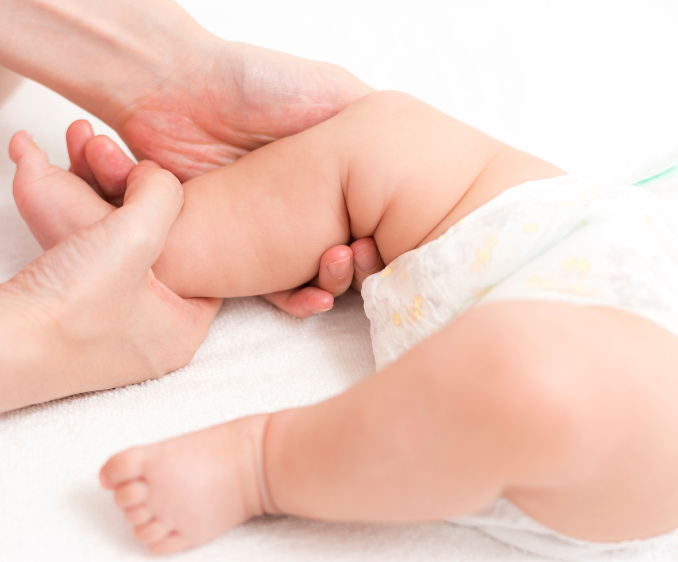 Massage bébé Shantala et réflexologie pédiatrique